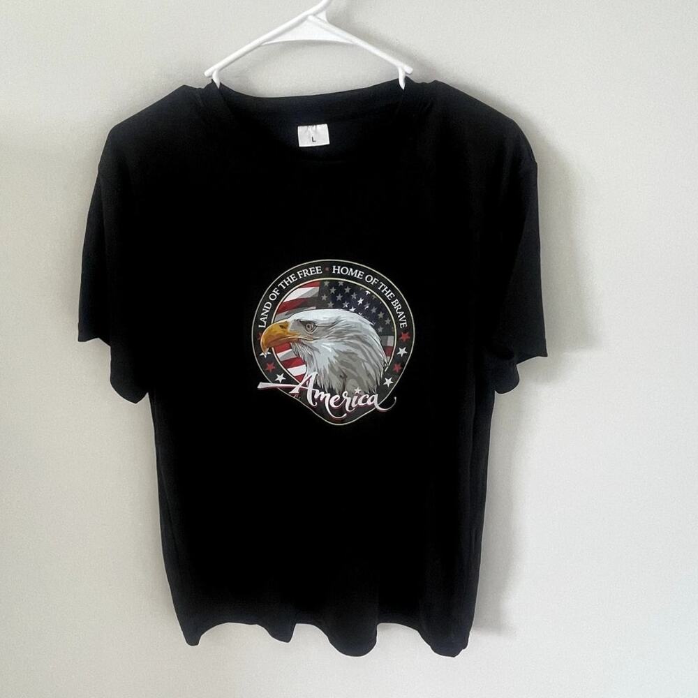 America - Land of the Free Home of the Brave Nylon Men's T-Shirt Sz L
